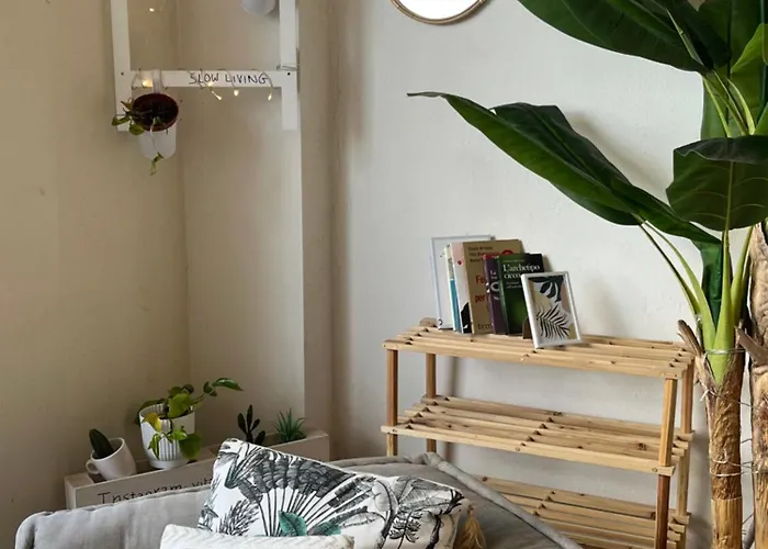 Konukevi Lenta Terrazza Garbatella